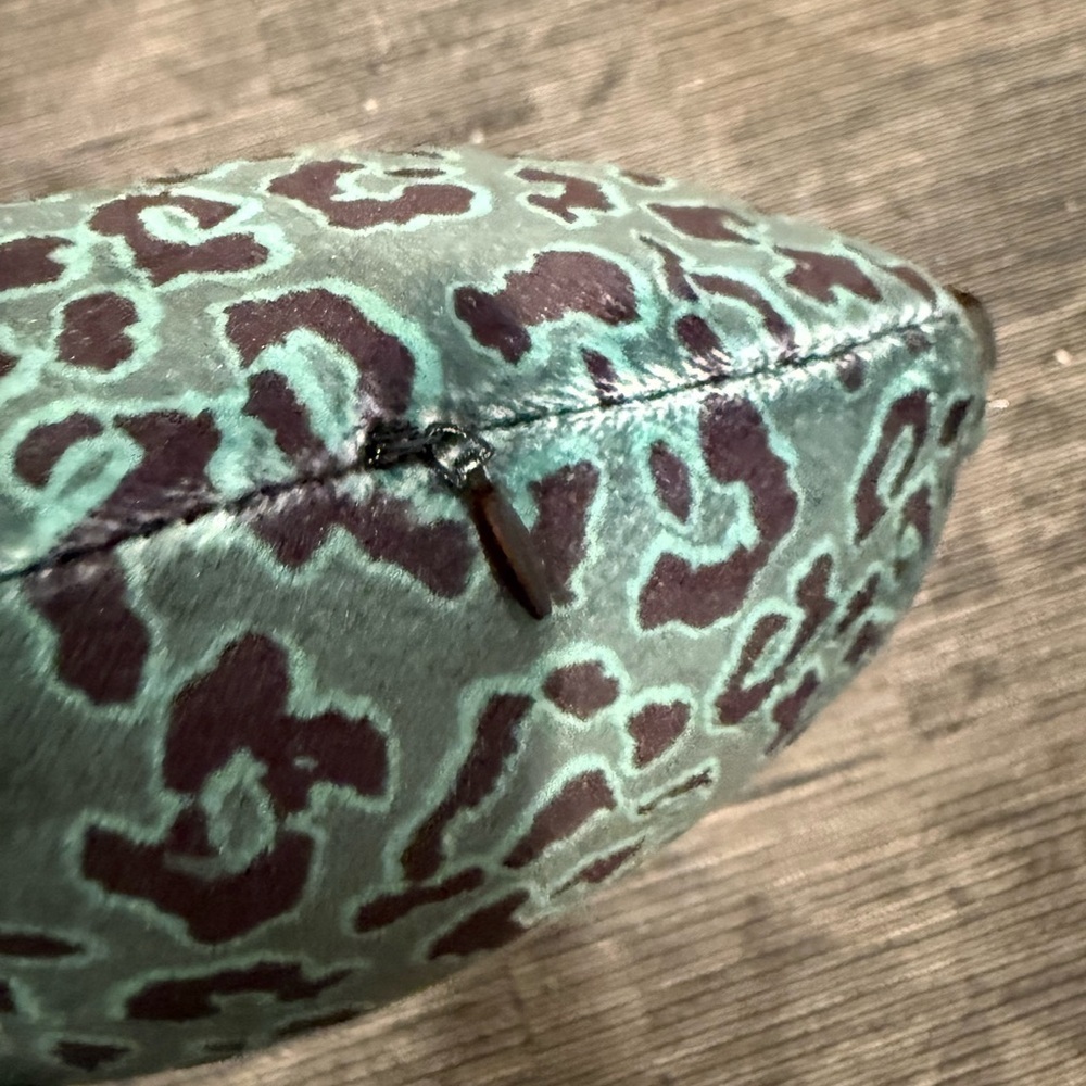 Miamica Leopard Print Neck Pillow - Picture 5 of 5
